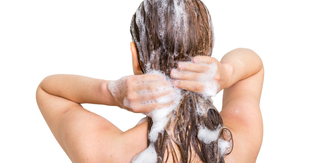 Como Usar Corretamente o Shampoo para Cabelos Lisos